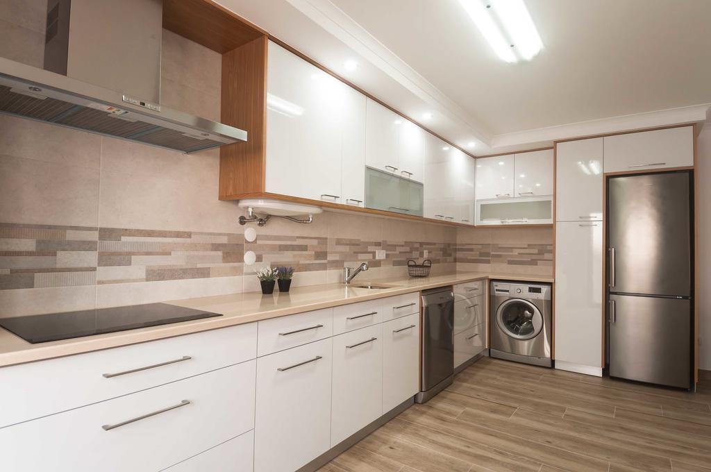 Westside Beach House Пеніші Екстер'єр фото